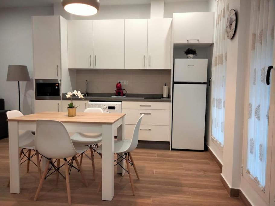 Apartamento Loft Al-Nasir Junto Al Casco Historico Córdova Exterior foto